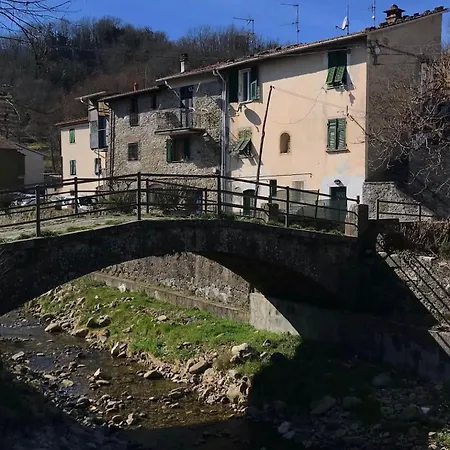 L'autedo Riccò del Golfo di Spezia